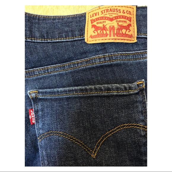 Levi’s 711 Skinny Jeans - Picture 6 of 9